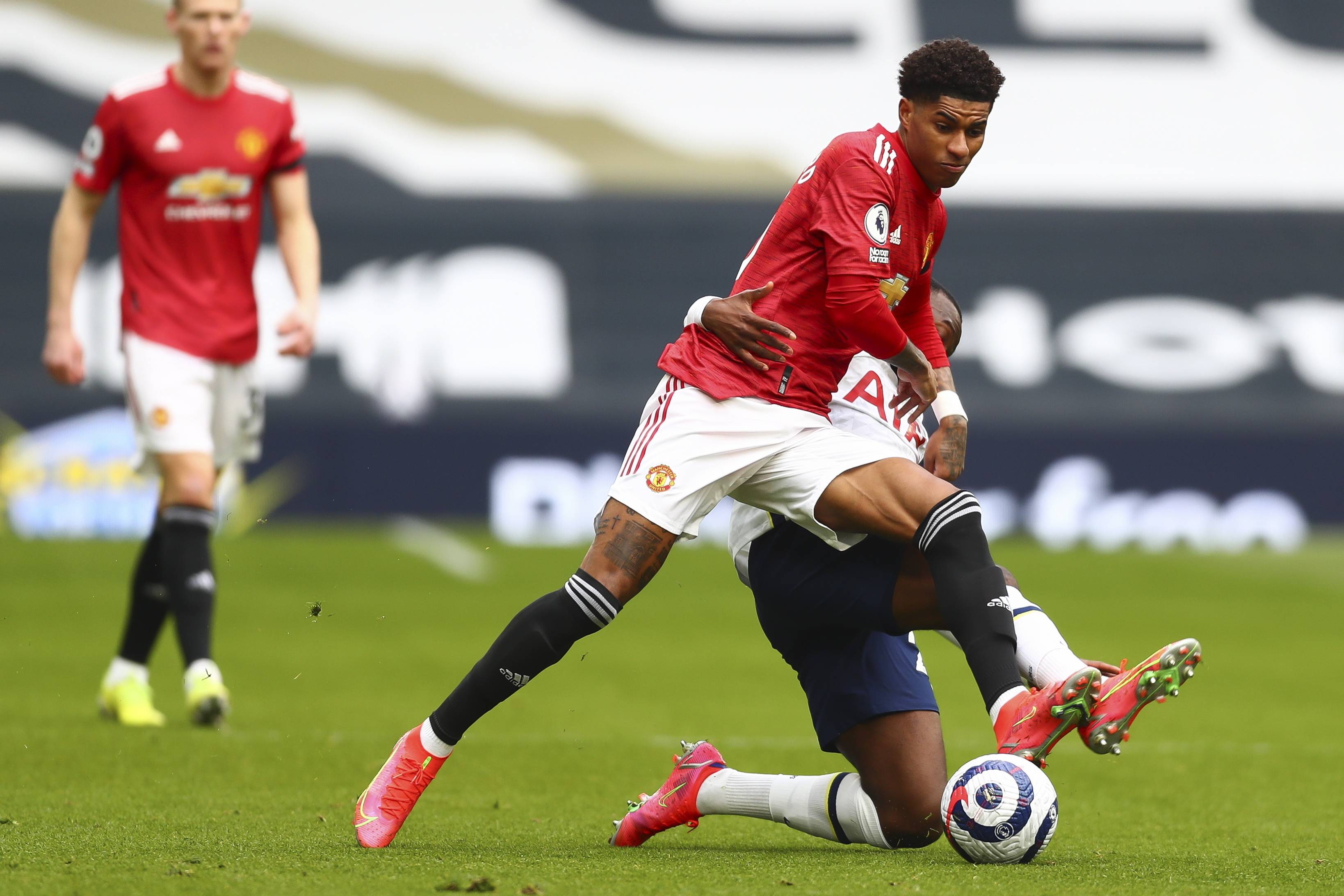 章加上更多 章加上更多